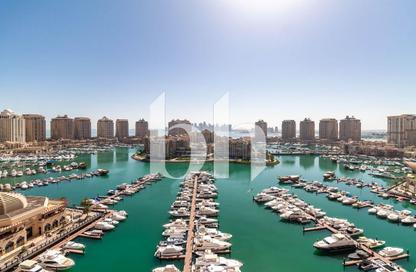 Apartment - 2 Bedrooms - 3 Bathrooms for rent in West Porto Drive - Porto Arabia - The Pearl Island - Doha