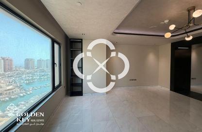 Apartment - 3 Bedrooms - 5 Bathrooms for rent in West Porto Drive - Porto Arabia - The Pearl Island - Doha