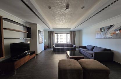 Apartment - 2 Bedrooms - 3 Bathrooms for rent in East Porto Drive - Porto Arabia - The Pearl Island - Doha