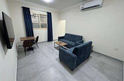 Apartment - 1 Bedroom - 1 Bathroom for rent in Bin Omran - Fereej Bin Omran - Doha