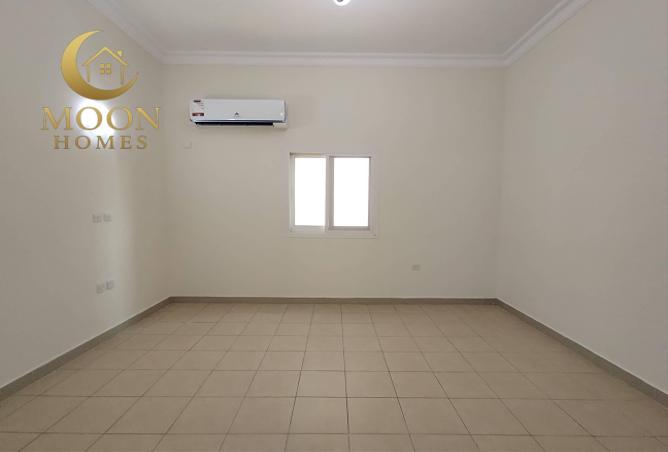 52180346 - Property Image 3