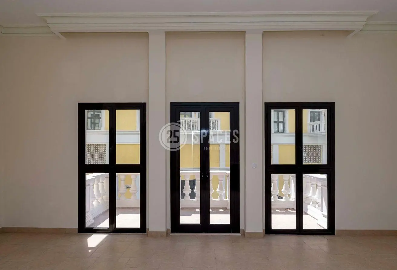 63584833 - Property Main Image