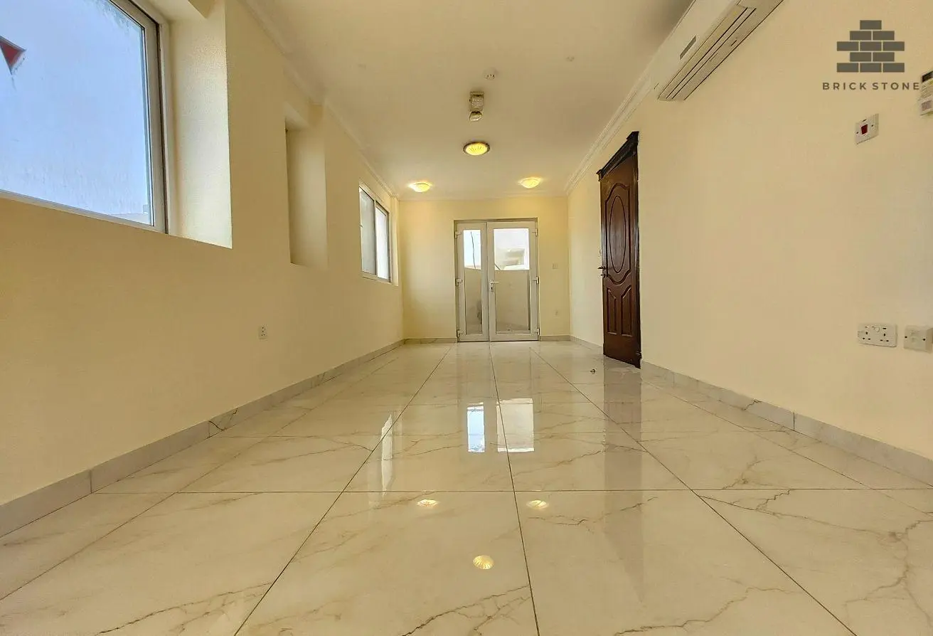 62805458 - Property Main Image