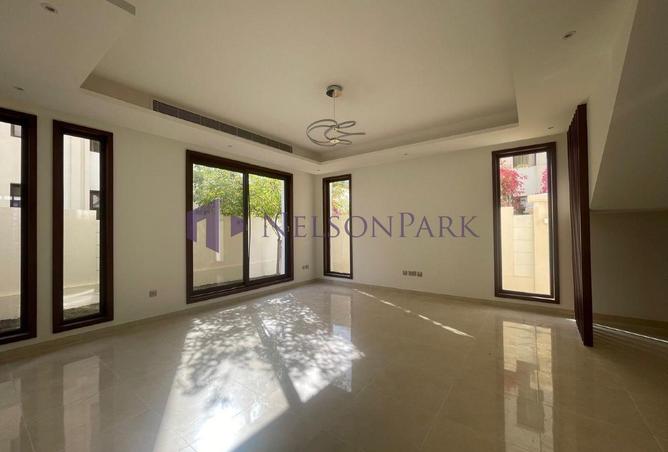 52177117 - Property Image 2