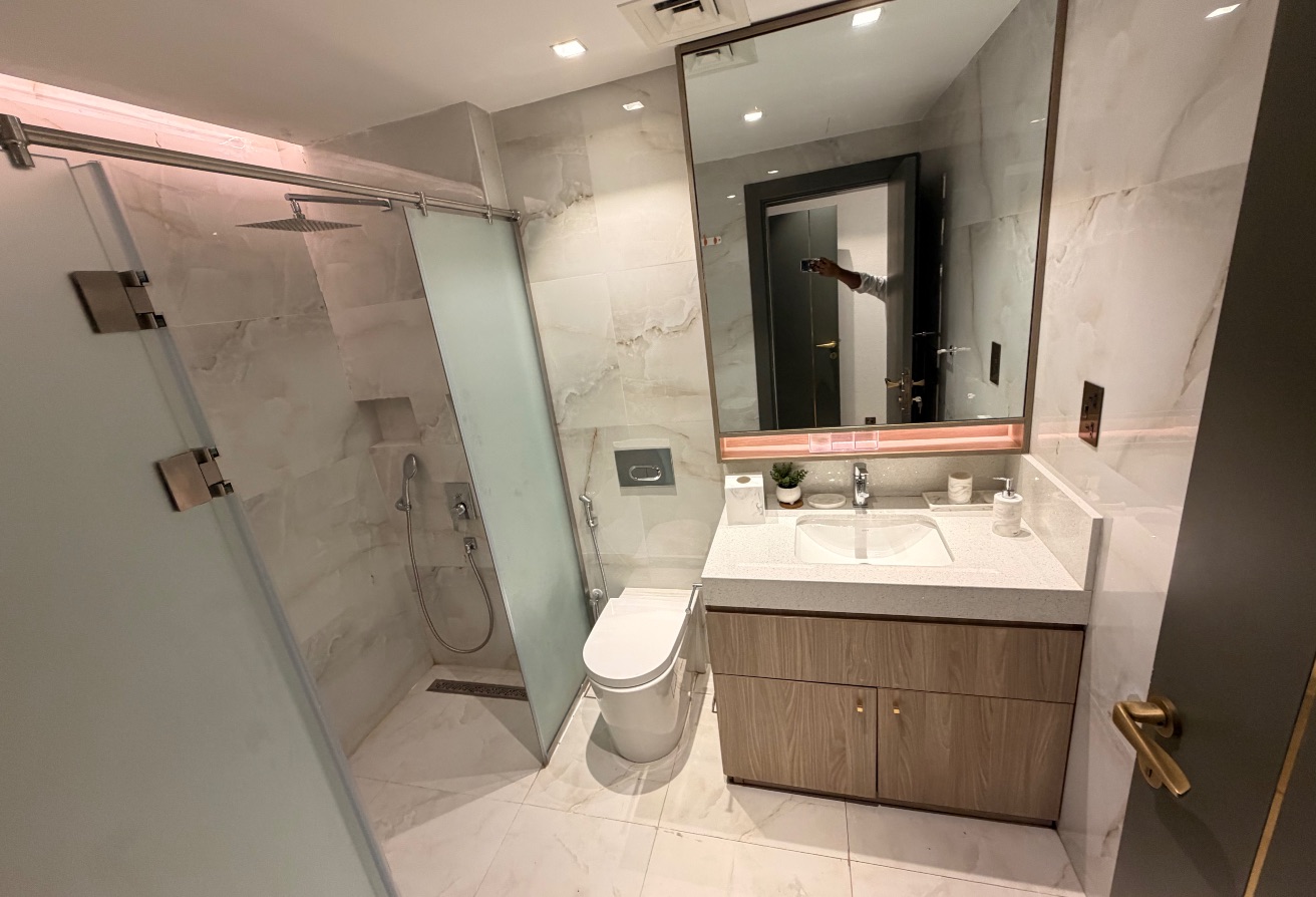 Exclusive 2BR Furnished Home | Porto Arabia thumbnail 12
