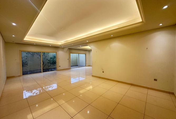 1009208 - Property Image 3