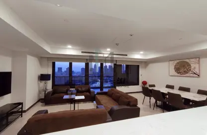 Apartment - 2 Bedrooms - 2 Bathrooms for rent in East Porto Drive - Porto Arabia - The Pearl Island - Doha
