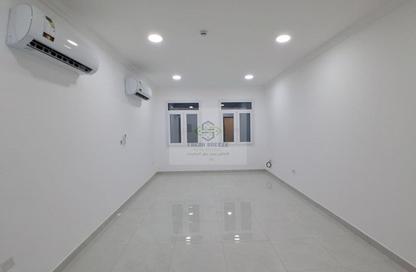 Apartment - 1 Bedroom - 1 Bathroom for rent in Al Mansoura - Al Mansoura - Doha Apartment - 1 Bedroom - 1 Bathroom for rent in Al Mansoura - Al Mansoura - Doha