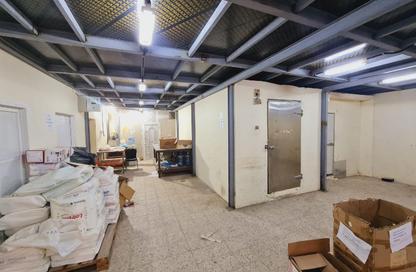 Warehouse - Studio - 2 Bathrooms for rent in Industrial Area - Industrial Area - Doha