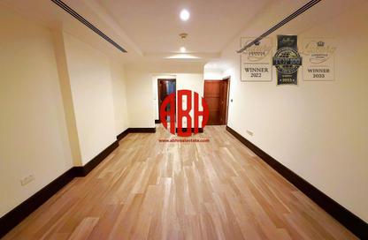 Apartment - 1 Bedroom - 2 Bathrooms for rent in Viva West - Viva Bahriyah - The Pearl Island - Doha