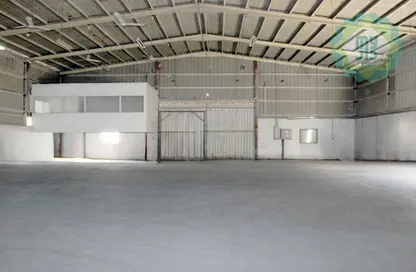 Warehouse - Studio - 2 Bathrooms for rent in Industrial Area 5 - Industrial Area - Industrial Area - Doha