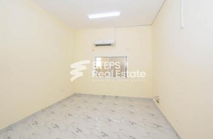 Labor Camp - Studio for rent in Umm Salal Mahammad - Umm Salal City - Doha