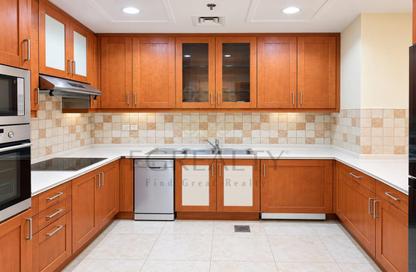 Apartment - 2 - 3 for sale in West Porto Drive - Porto Arabia - The Pearl Island - Doha