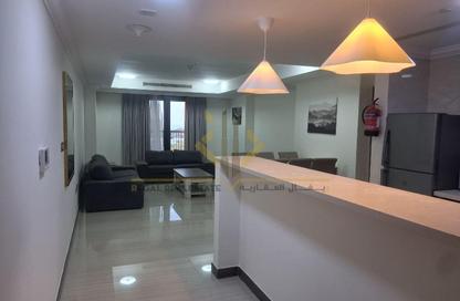 Apartment - 1 Bedroom - 2 Bathrooms for rent in East Porto Drive - Porto Arabia - The Pearl Island - Doha Apartment - 1 Bedroom - 2 Bathrooms for rent in East Porto Drive - Porto Arabia - The Pearl Island - Doha