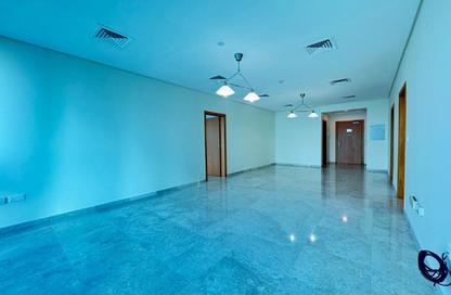 Apartment - 2 Bedrooms - 3 Bathrooms for sale in Zig Zag Towers - West Bay - Doha
