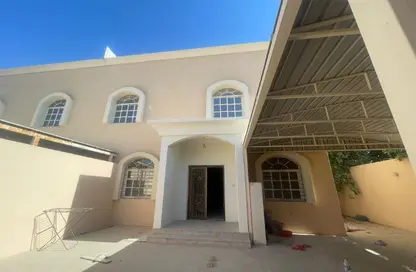 Villa - 6 Bedrooms - 7 Bathrooms for rent in Al Duhail South - Al Duhail - Doha