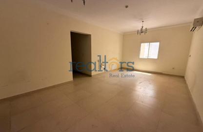 Apartment - 3 Bedrooms - 2 Bathrooms for rent in Anas Street - Fereej Bin Mahmoud North - Fereej Bin Mahmoud - Doha Apartment - 3 Bedrooms - 2 Bathrooms for rent in Anas Street - Fereej Bin Mahmoud North - Fereej Bin Mahmoud - Doha