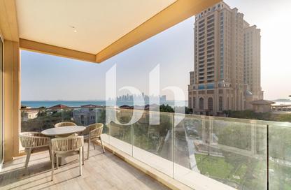 Apartment - 3 Bedrooms - 4 Bathrooms for sale in Porto Arabia - The Pearl Island - Doha