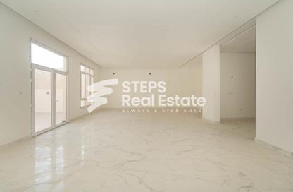 Villa - 7 - 7+ for sale in Al Kheesa - Al Kheesa - Umm Salal Mohammed