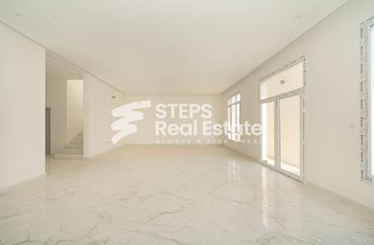 Villa - 7 - 7+ for sale in Al Kheesa - Al Kheesa - Umm Salal Mohammed