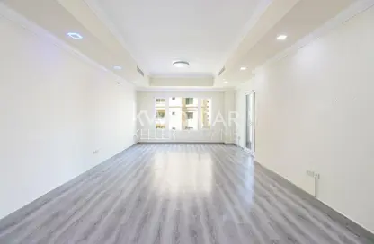 Apartment - 2 Bedrooms - 3 Bathrooms for sale in Porto Arabia - The Pearl Island - Doha