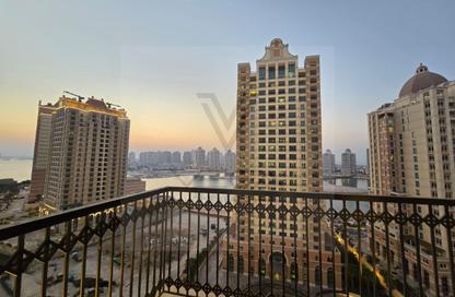 Apartment - 2 Bedrooms - 4 Bathrooms for rent in Floresta Gardens - Floresta Gardens - The Pearl Island - Doha