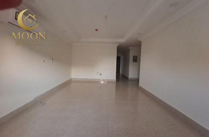 Apartment - 1 Bedroom - 2 Bathrooms for rent in Umm Ghwailina Comm - Umm Ghuwalina - Umm Ghuwailina - Doha Apartment - 1 Bedroom - 2 Bathrooms for rent in Umm Ghwailina Comm - Umm Ghuwalina - Umm Ghuwailina - Doha