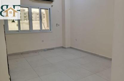 Apartment - 1 Bedroom - 2 Bathrooms for rent in Bin Omran - Fereej Bin Omran - Doha