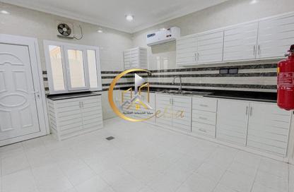 Villa - 4 Bedrooms - 5 Bathrooms for rent in Al Dana st - Muraikh - AlMuraikh - Doha Villa - 4 Bedrooms - 5 Bathrooms for rent in Al Dana st - Muraikh - AlMuraikh - Doha