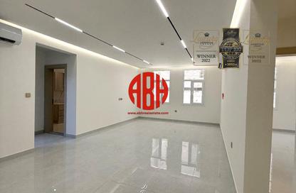 Apartment - 3 Bedrooms - 3 Bathrooms for rent in Fereej Kulaib - Doha