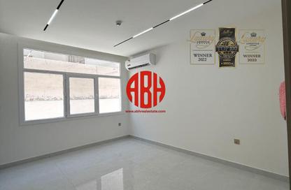 Apartment - 3 Bedrooms - 3 Bathrooms for rent in Fereej Kulaib - Doha