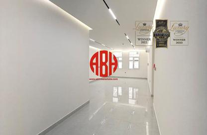 Apartment - 3 Bedrooms - 3 Bathrooms for rent in Fereej Kulaib - Doha