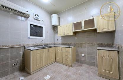 Apartment - 2 - 2 for rent in Thabit Bin Zaid Street - Al Mansoura - Doha