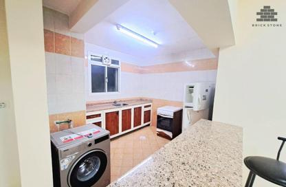 Apartment - 2 Bedrooms - 2 Bathrooms for rent in Musheireb Apartments - Musheireb - Doha