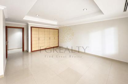 Apartment - 2 - 3 for sale in West Porto Drive - Porto Arabia - The Pearl Island - Doha