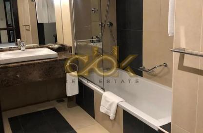 Apartment - Studio - 1 for rent in Corniche Road - Corniche Road - Doha