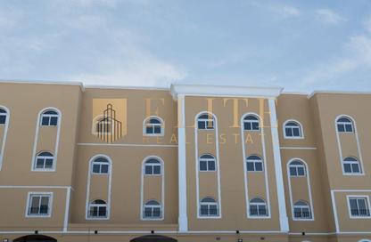 Apartment - 2 - 2 for rent in Madinat Khalifa Building 58 - Madinat Khalifa South - Madinat Khalifa - Doha Apartment - 2 - 2 for rent in Madinat Khalifa Building 58 - Madinat Khalifa South - Madinat Khalifa - Doha