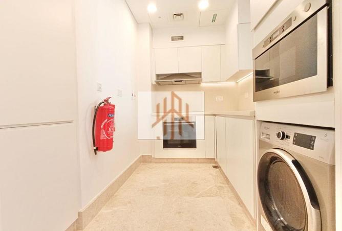 1003025 - Property Image 3