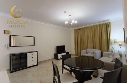 Apartment - 1 Bedroom - 1 Bathroom for rent in Umm Ghuwailina 4 - Umm Ghuwailina - Doha Apartment - 1 Bedroom - 1 Bathroom for rent in Umm Ghuwailina 4 - Umm Ghuwailina - Doha