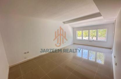 Villa - 4 Bedrooms - 4 Bathrooms for rent in Al Messila - Al Messila - Doha