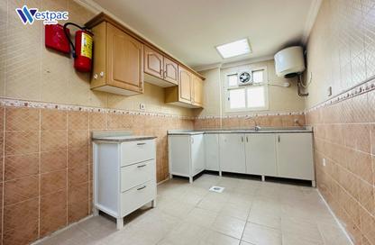 Apartment - 2 Bedrooms - 1 Bathroom for rent in Al Sadd Tourist Apartments - Al Sadd - Doha Apartment - 2 Bedrooms - 1 Bathroom for rent in Al Sadd Tourist Apartments - Al Sadd - Doha