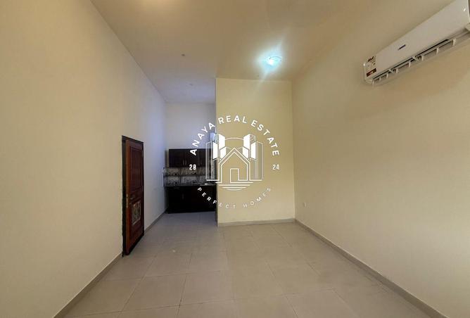 1032398 - Property Image 2