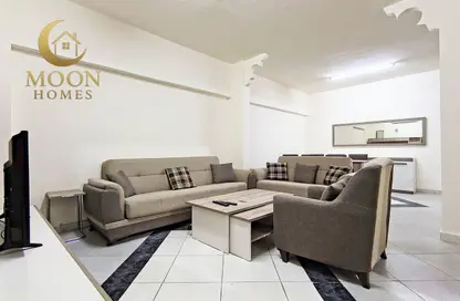 Apartment - 2 Bedrooms - 2 Bathrooms for rent in Old Salata - Salata - Doha