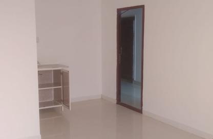Villa - Studio - 1 Bathroom for rent in Al Aziziyah - Doha