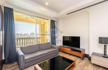Apartment - Studio - 1 Bathroom for rent in Viva West - Viva Bahriyah - The Pearl Island - Doha