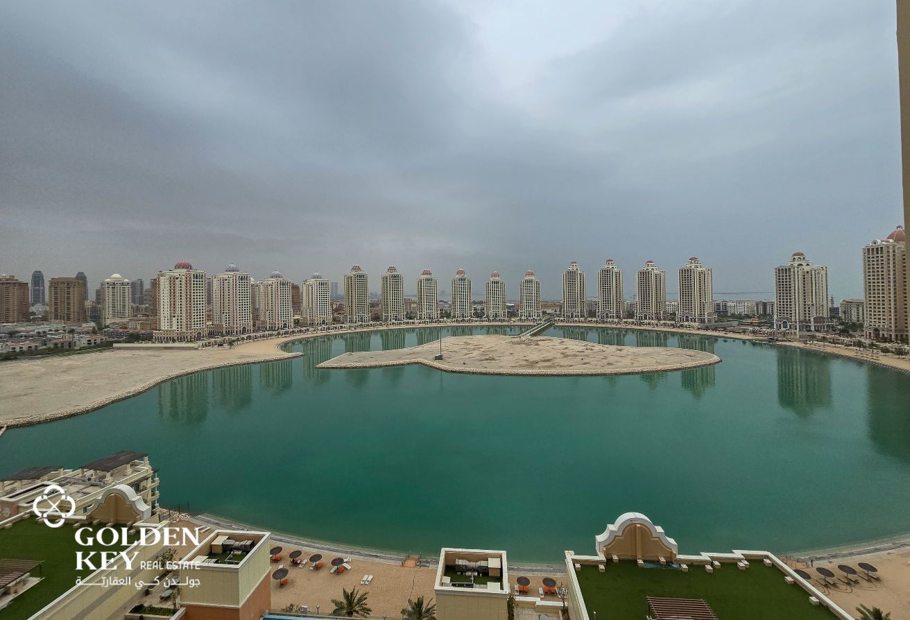 High Floor | Spacious 1BR w/ Balcony and Sea View