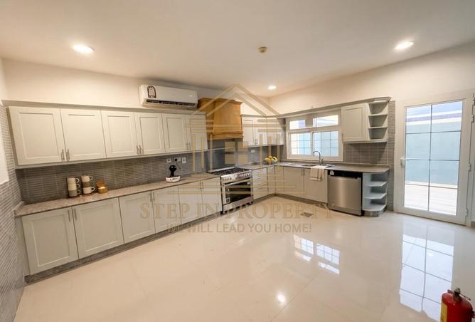 61002965 - Property Image 2