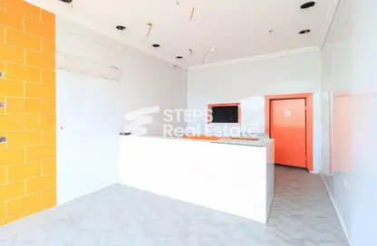 Shop - Studio - 1 Bathroom for rent in Muaither Area - Al Rayyan - Doha