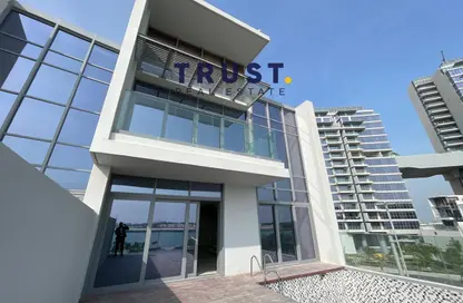 Townhouse - 3 Bedrooms - 3 Bathrooms for sale in Seef Waterfront - Lusail City - Lusail