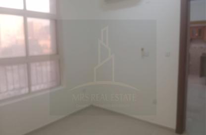 Apartment - 1 Bedroom - 2 Bathrooms for rent in Salaja Street - Doha Al Jadeed - Doha